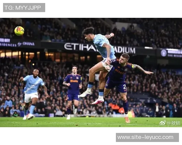 英媒称曼城热刺纽卡斯尔关注韦斯利本赛季在罗马表现出色