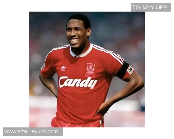 福勒回顾利物浦队史四大传奇球星杰拉德达格利什拉什与巴恩斯的辉煌成就